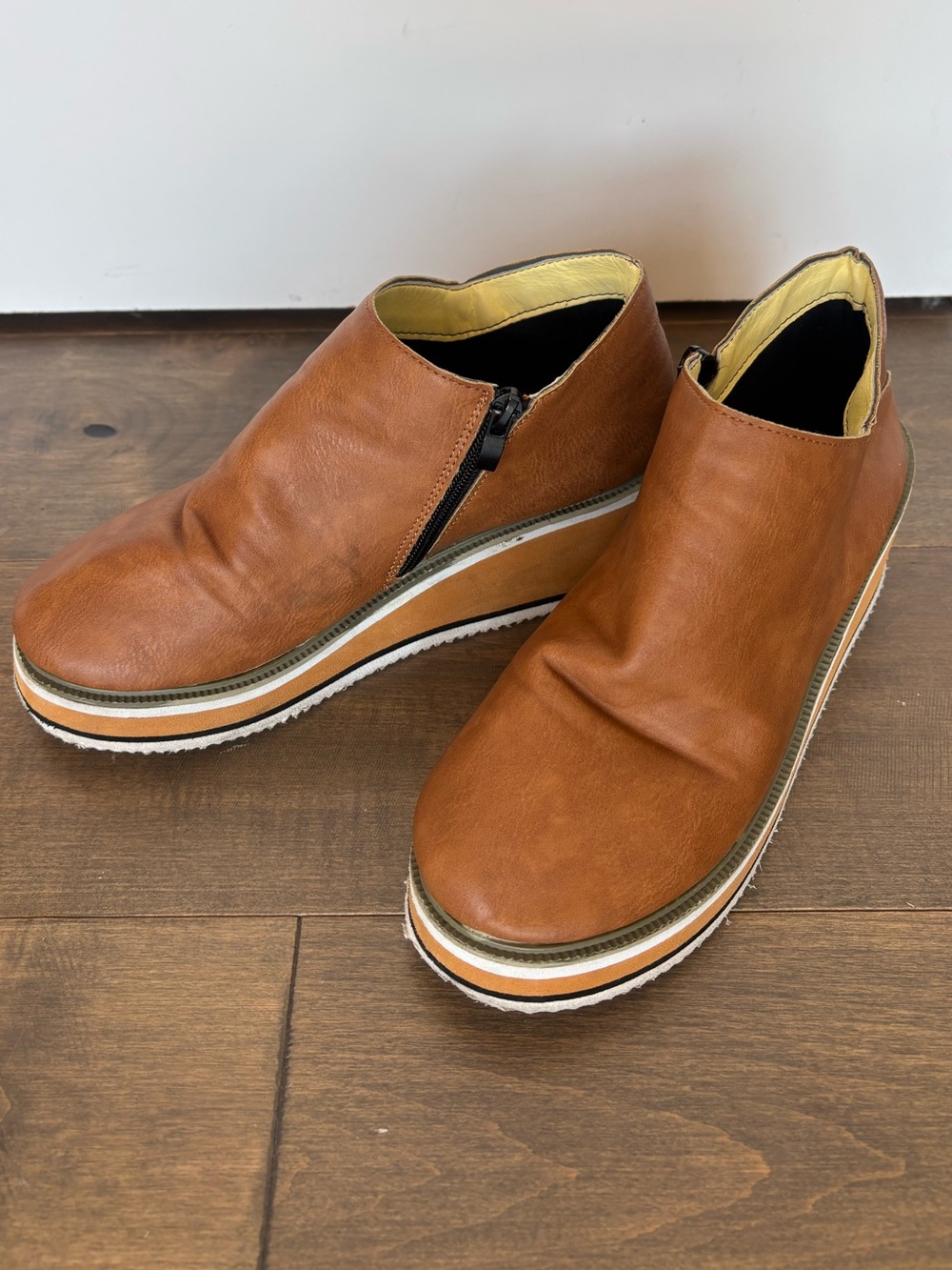 Wedge Bootie zip-On Shoe, 6.5
